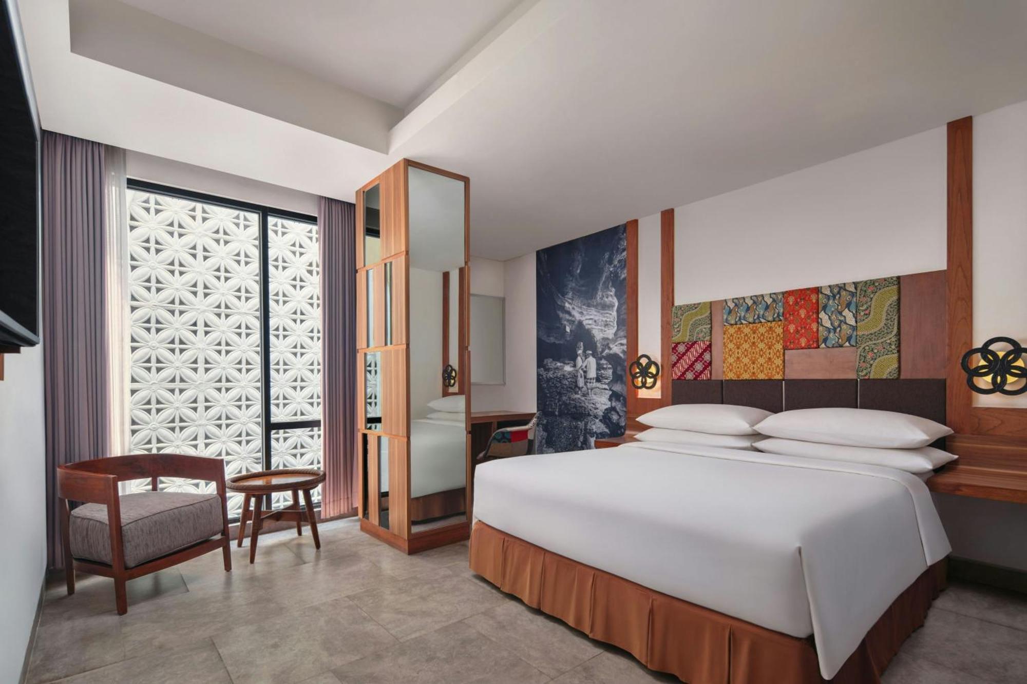 होटल Fairfield By Marriott Bali South Kuta 4*